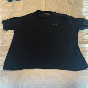 Under Armour Black Short Sleeve Tee